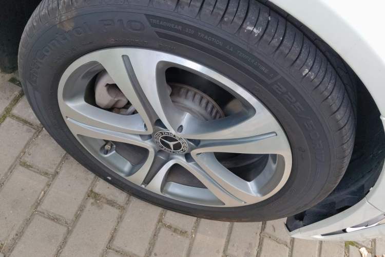 Used Mercedes-Benz C-Class 2021 C 260 L Sport Edition Right Front Wheel Hub