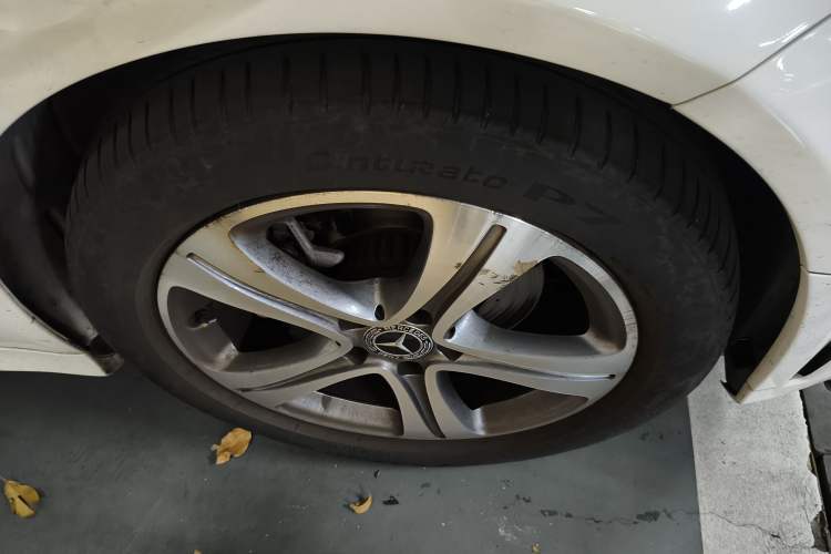 Used Mercedes-Benz C-Class 2021 C 260 L Sport Edition Right Front Wheel Hub