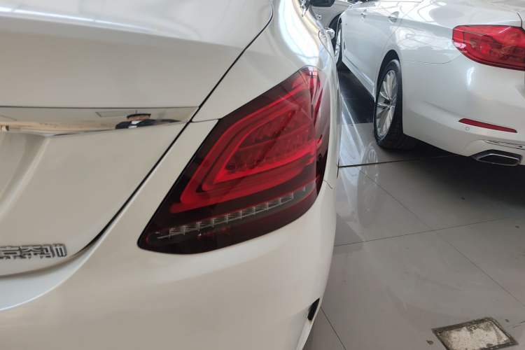 Used Mercedes-Benz C-Class 2021 C 260 L Sport Edition Star Collection Right Rear Taillight