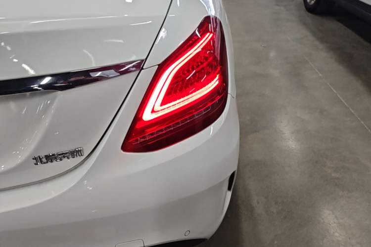 Used Mercedes-Benz C-Class 2021 C 260 L Sport Edition Star Collection Right Rear Taillight