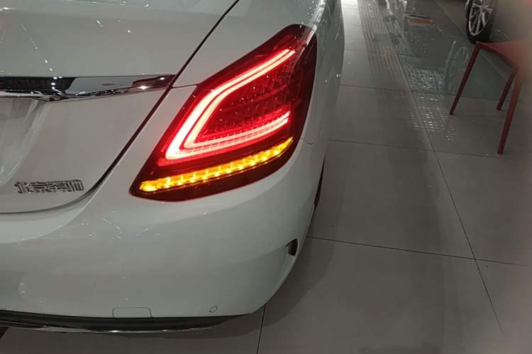 Used Mercedes-Benz C-Class 2021 C 200 L Fashion Edition Sport Version Right Rear Taillight