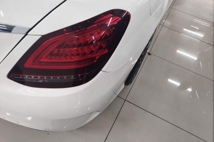 Used Mercedes-Benz C-Class 2021 C 260 L Sport Edition Star Collection Right Rear Taillight