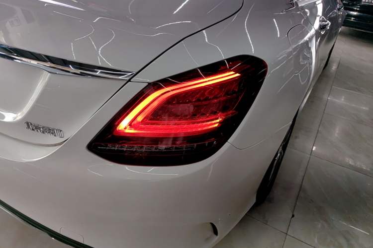 Used Mercedes-Benz C-Class 2021 C 200 L Fashion Edition Sport Version Right Rear Taillight