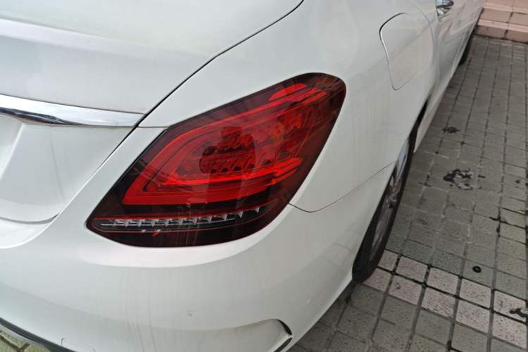 Used Mercedes-Benz C-Class 2021 C 200 L Fashion Edition Sport Version Right Rear Taillight