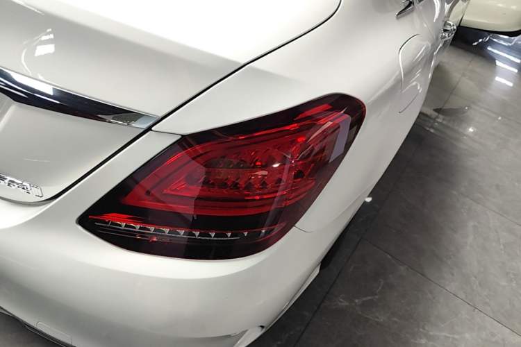Used Mercedes-Benz C-Class 2021 C 260 L Sport Edition Right Rear Taillight