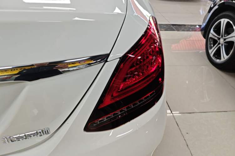 Used Mercedes-Benz C-Class 2021 C 260 L Sport Edition Right Rear Taillight