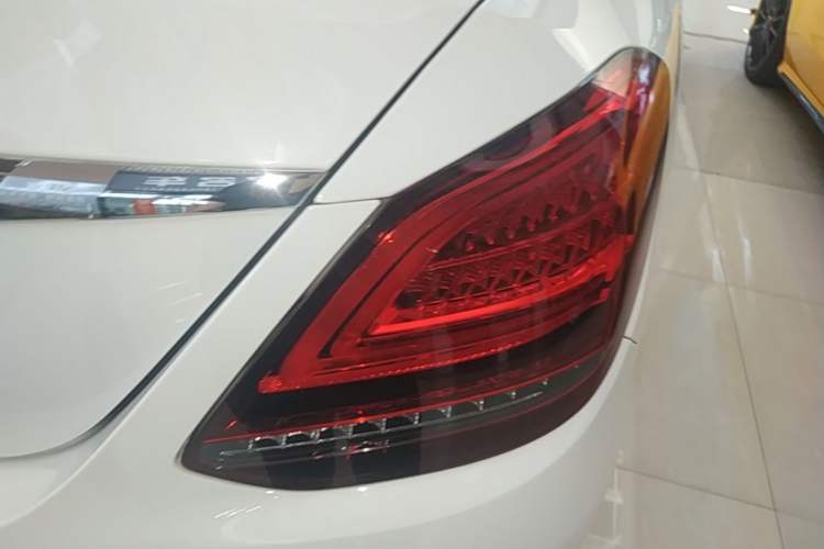 Used Mercedes-Benz C-Class 2021 C 260 L Sport Edition Star Collection Right Rear Taillight