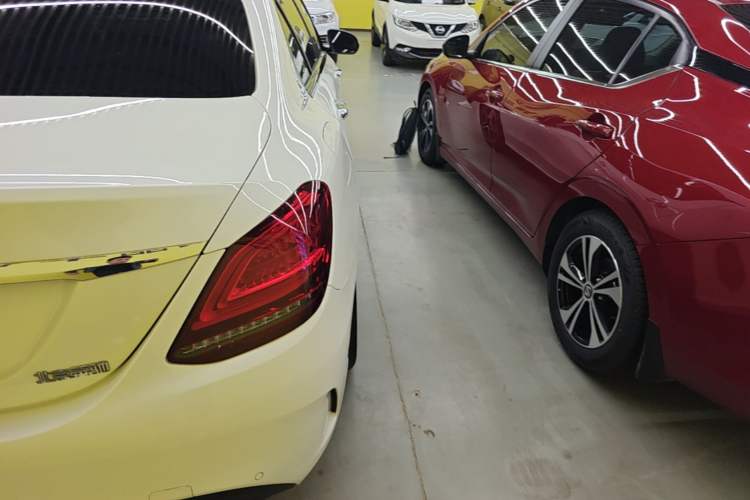 Used Mercedes-Benz C-Class 2021 C 260 L Sport Edition Star Collection Right Rear Taillight