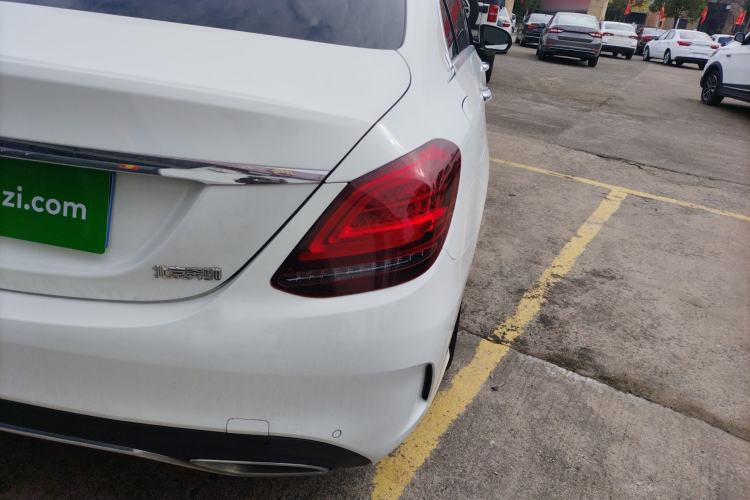 Used Mercedes-Benz C-Class 2021 C 200 L Fashion Edition Sport Version Right Rear Taillight