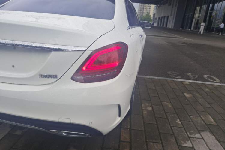 Used Mercedes-Benz C-Class 2021 C 200 L Fashion Edition Sport Version Right Rear Taillight