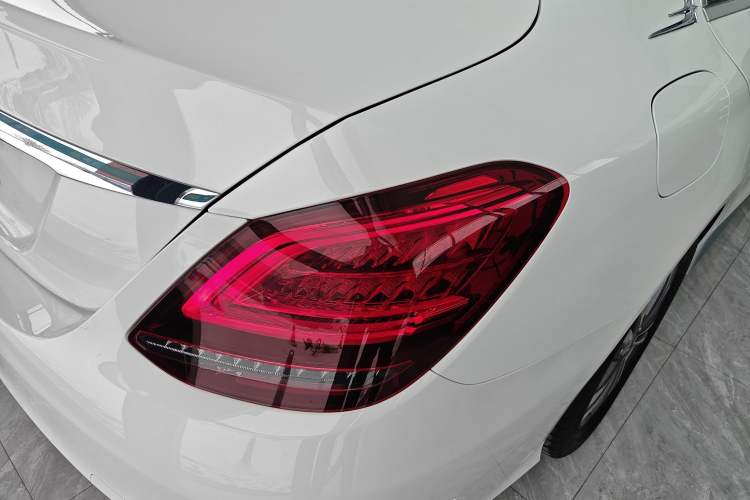 Used Mercedes-Benz C-Class 2021 C 200 L Fashion Edition Sport Version Right Rear Taillight