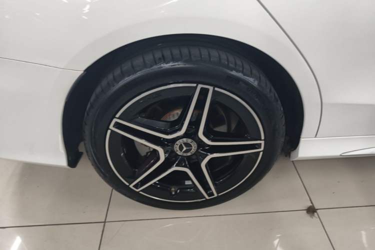 Used Mercedes-Benz C-Class 2021 C 260 L Sport Edition Star Collection Right Rear Wheel Hub
