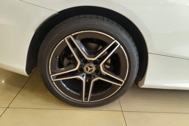 Used Mercedes-Benz C-Class 2021 C 260 Coupe Right Rear Wheel Hub