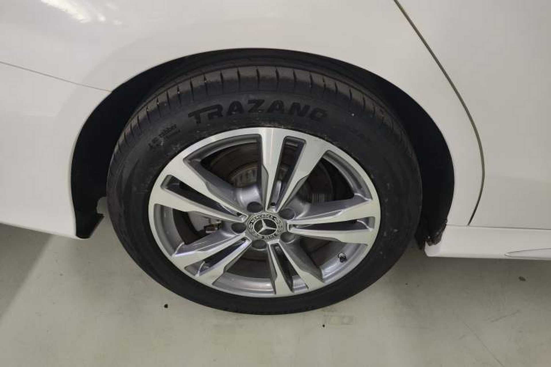 Used Mercedes-Benz C-Class 2021 C 200 L Fashion Edition Sport Version Right Rear Wheel Hub