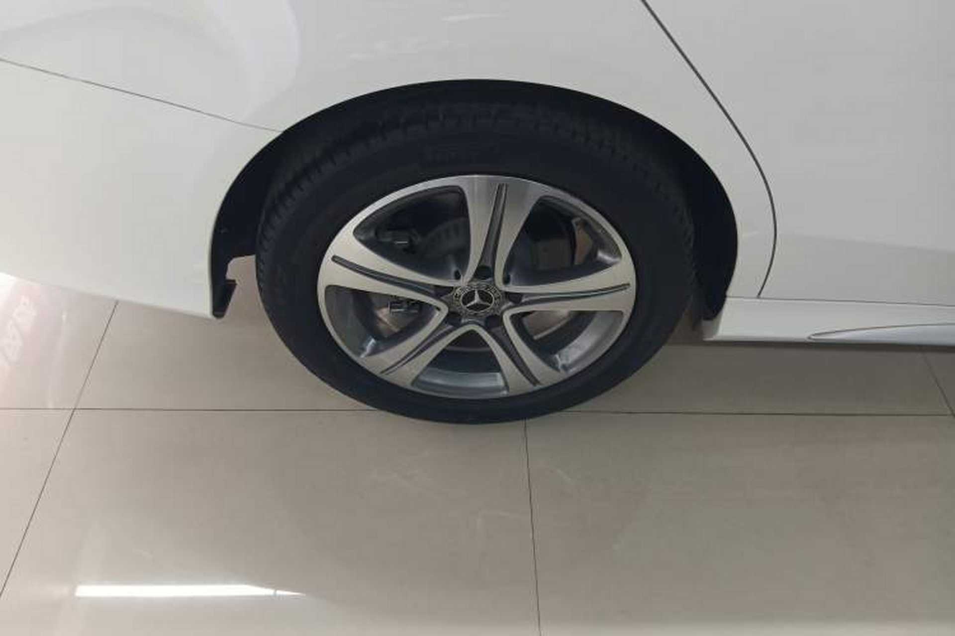 Used Mercedes-Benz C-Class 2021 C 260 L Sport Edition Right Rear Wheel Hub