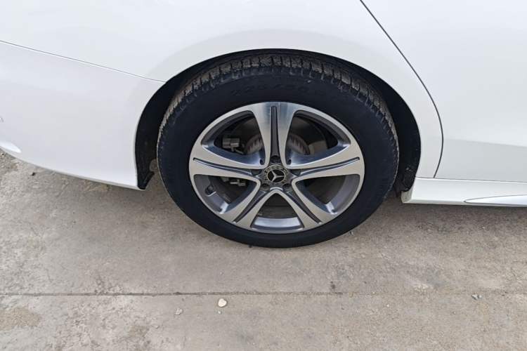 Used Mercedes-Benz C-Class 2021 C 260 L Sport Edition Right Rear Wheel Hub