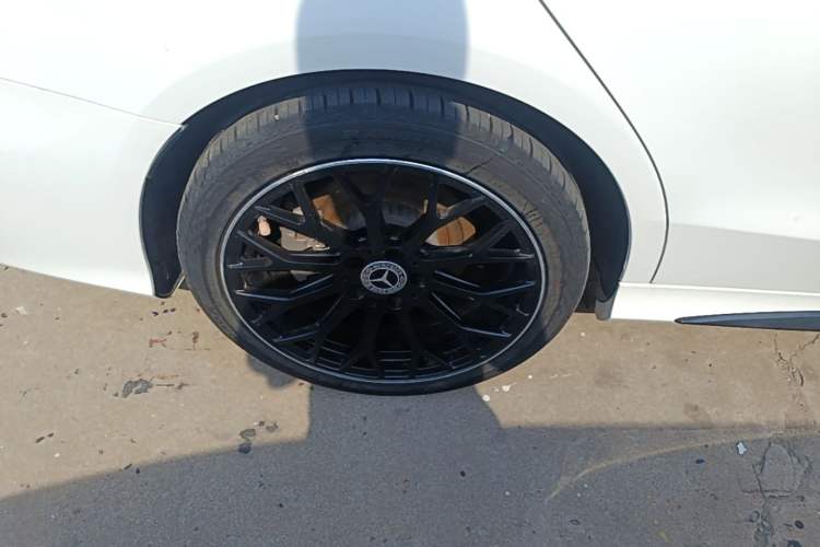 Used Mercedes-Benz C-Class 2021 C 260 Star Edition Right Rear Wheel Hub
