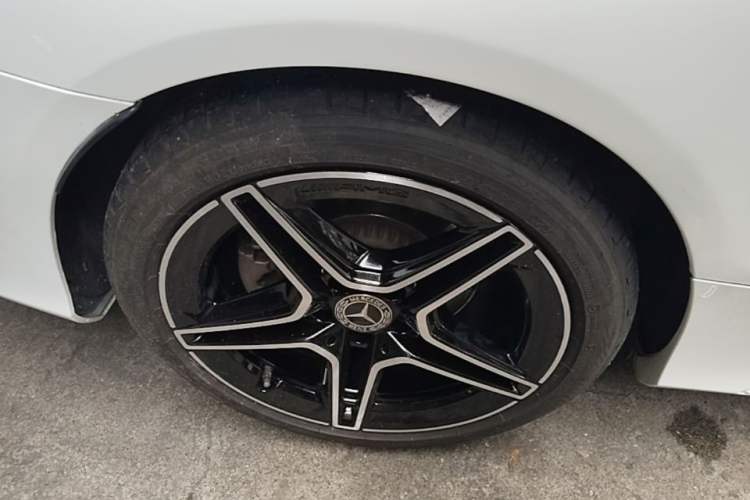 Used Mercedes-Benz C-Class 2021 C 260 Coupe Right Rear Wheel Hub