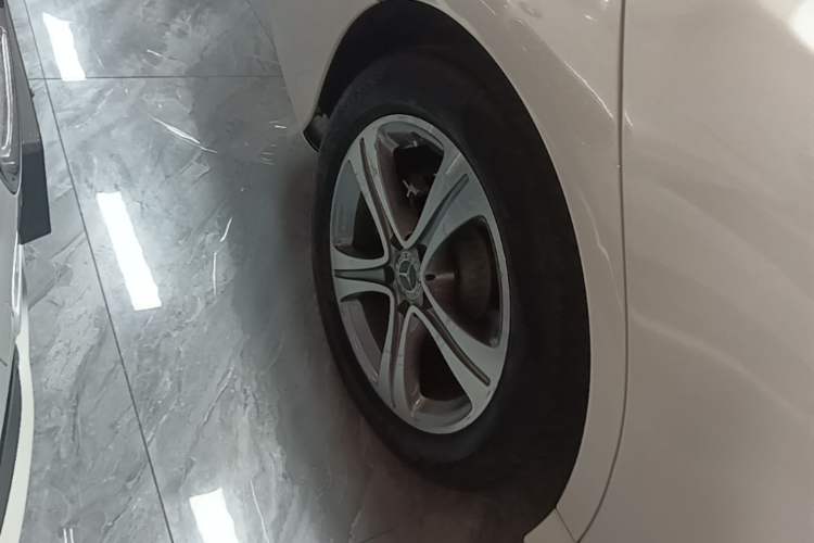 Used Mercedes-Benz C-Class 2021 C 260 L Sport Edition Right Rear Wheel Hub