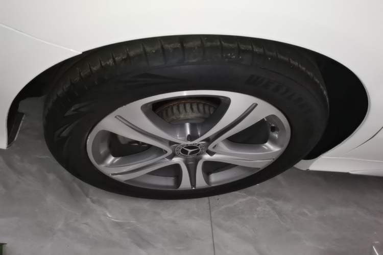 Used Mercedes-Benz C-Class 2021 C 260 L Sport Edition Right Rear Wheel Hub