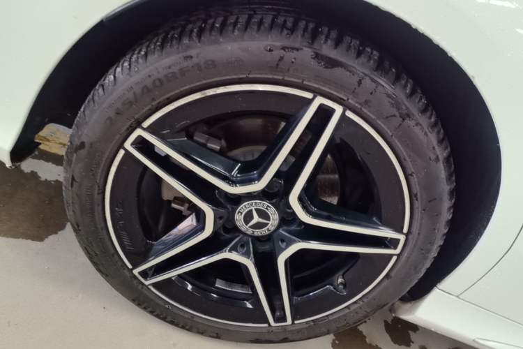 Used Mercedes-Benz C-Class 2021 C 260 L Sport Edition Star Collection Right Rear Wheel Hub