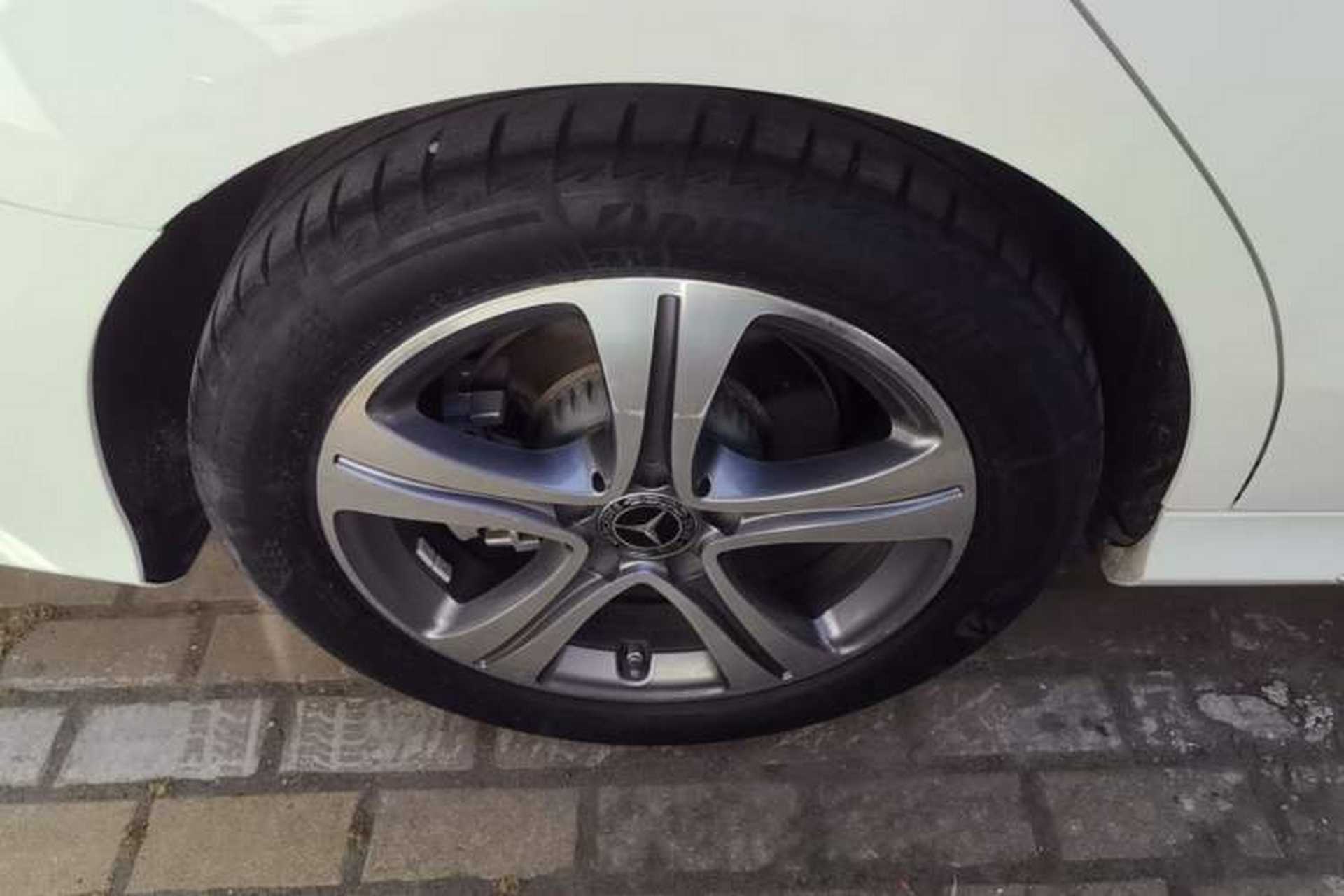 Used Mercedes-Benz C-Class 2021 C 260 L Sport Edition Right Rear Wheel Hub