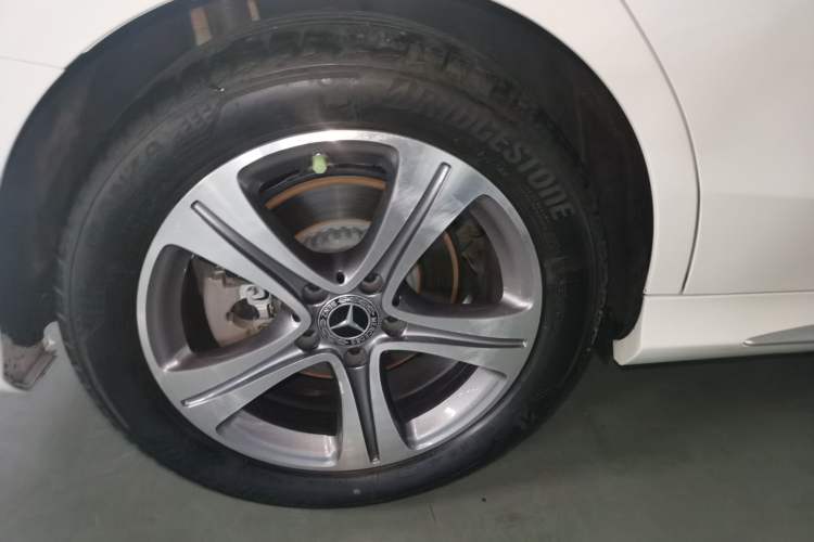 Used Mercedes-Benz C-Class 2021 C 260 L Sport Edition Right Rear Wheel Hub