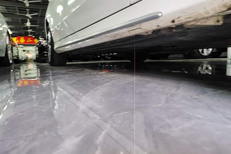 Used Mercedes-Benz C-Class 2021 C 260 L Sport Edition Right Side Sill