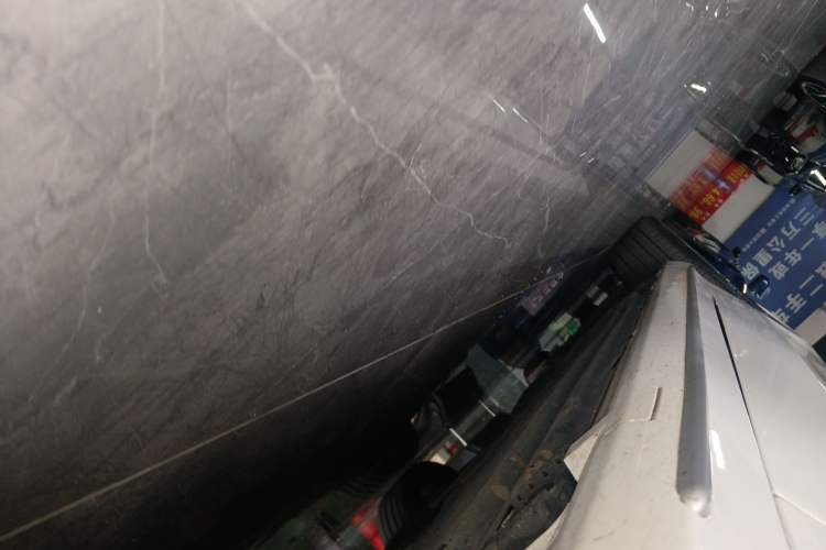 Used Mercedes-Benz C-Class 2021 C 260 L Sport Edition Star Collection Right Side Sill