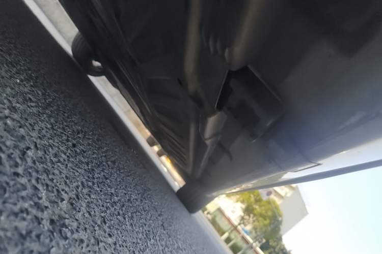 Used Mercedes-Benz C-Class 2021 C 260 L Sport Edition Right Side Sill