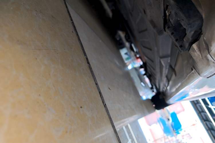 Used Mercedes-Benz C-Class 2021 C 200 L Fashion Edition Sport Version Right Side Sill