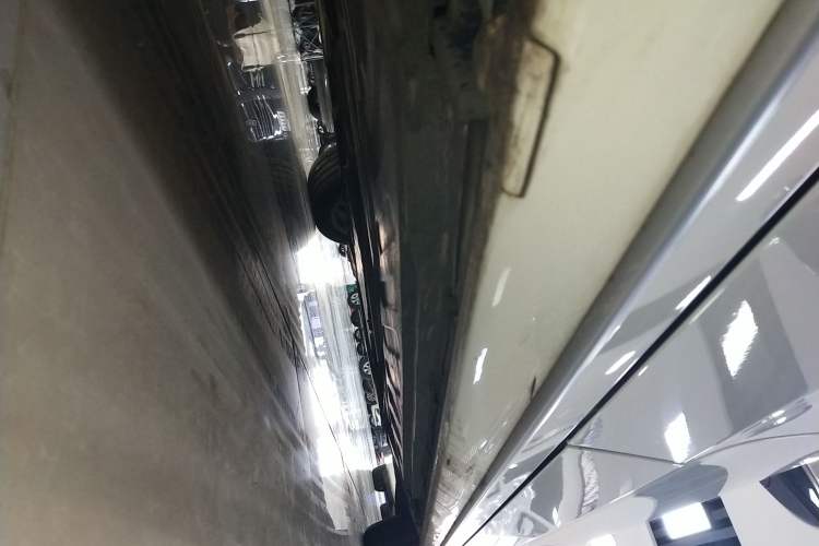 Used Mercedes-Benz C-Class 2021 C 260 L Sport Edition Right Side Sill
