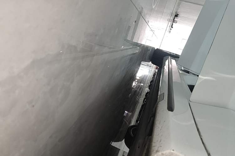 Used Mercedes-Benz C-Class 2021 C 200 L Fashion Edition Sport Version Right Side Sill