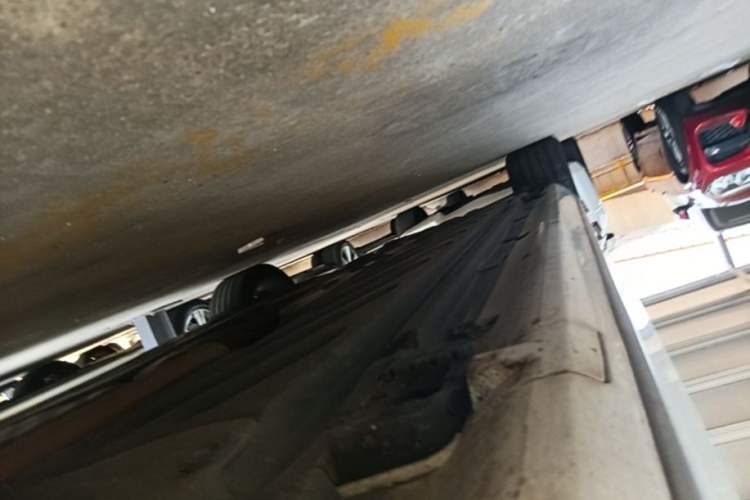 Used Mercedes-Benz C-Class 2021 C 200 L Fashion Edition Sport Version Right Side Sill