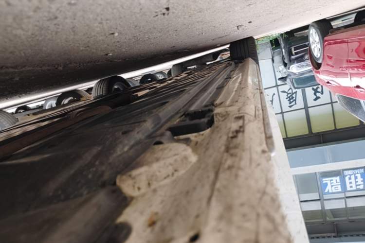 Used Mercedes-Benz C-Class 2021 C 260 L Sport Edition Right Side Sill
