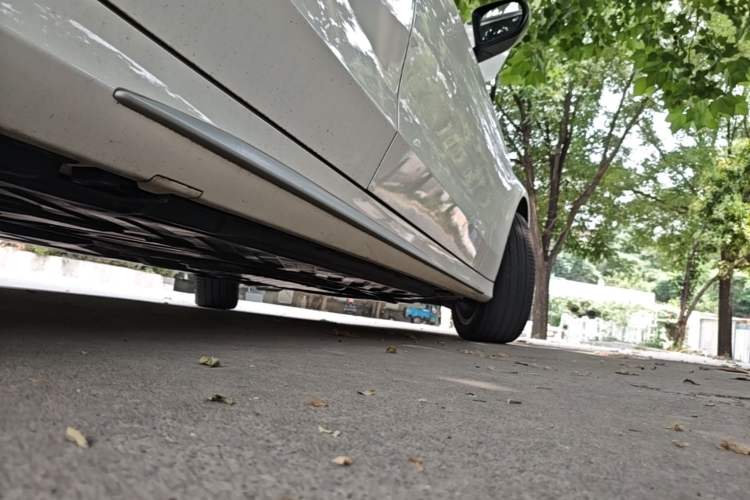 Used Mercedes-Benz C-Class 2021 C 260 L Sport Edition Right Side Sill