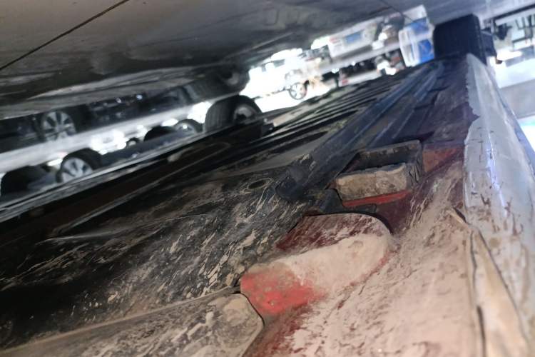 Used Mercedes-Benz C-Class 2021 C 260 L Sport Edition Right Side Sill