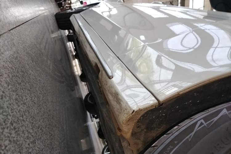Used Mercedes-Benz C-Class 2021 C 260 L Sport Edition Right Side Sill