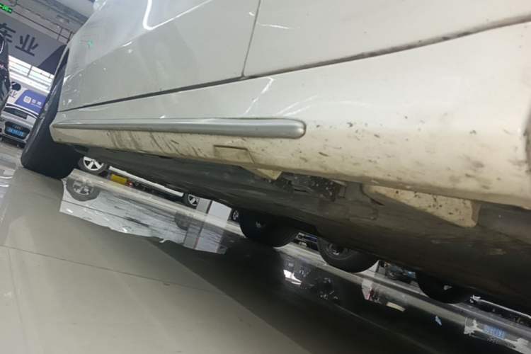 Used Mercedes-Benz C-Class 2021 C 200 L Fashion Edition Sport Version Right Side Sill