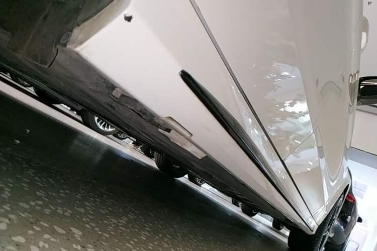 Used Mercedes-Benz C-Class 2021 C 260 Star Edition Right Side Sill