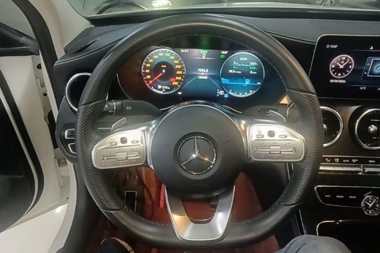 Used Mercedes-Benz C-Class 2021 C 260 L Sport Edition Star Collection Steering Wheel