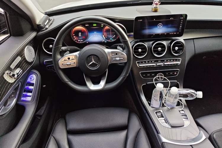 Used Mercedes-Benz C-Class 2021 C 260 L Sport Edition Star Collection Steering Wheel
