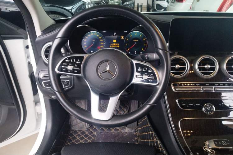 Used Mercedes-Benz C-Class 2021 C 200 L Fashion Model Steering Wheel