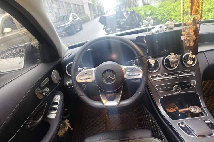 Used Mercedes-Benz C-Class 2021 C 260 L Sport Edition Star Collection Steering Wheel