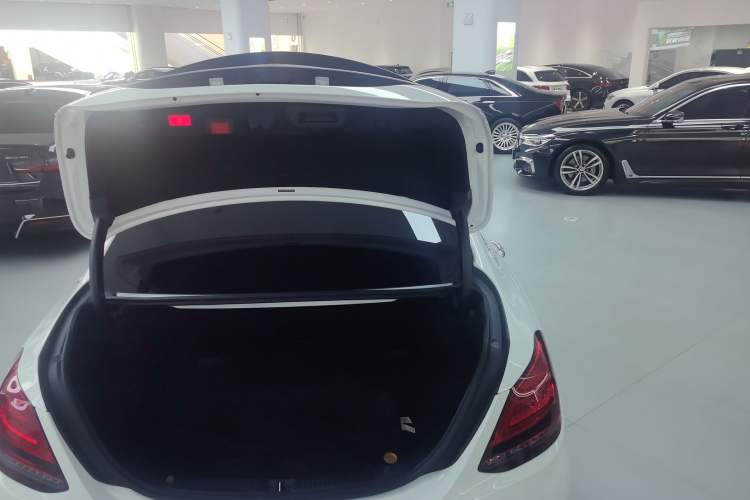 Used Mercedes-Benz C-Class 2021 C 260 L Sport Edition Star Collection Trunk