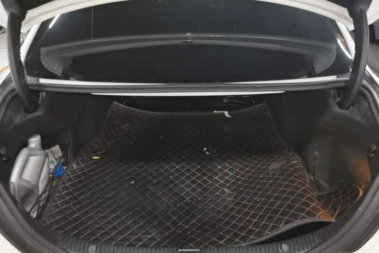 Used Mercedes-Benz C-Class 2021 C 260 L Sport Edition Star Collection Trunk