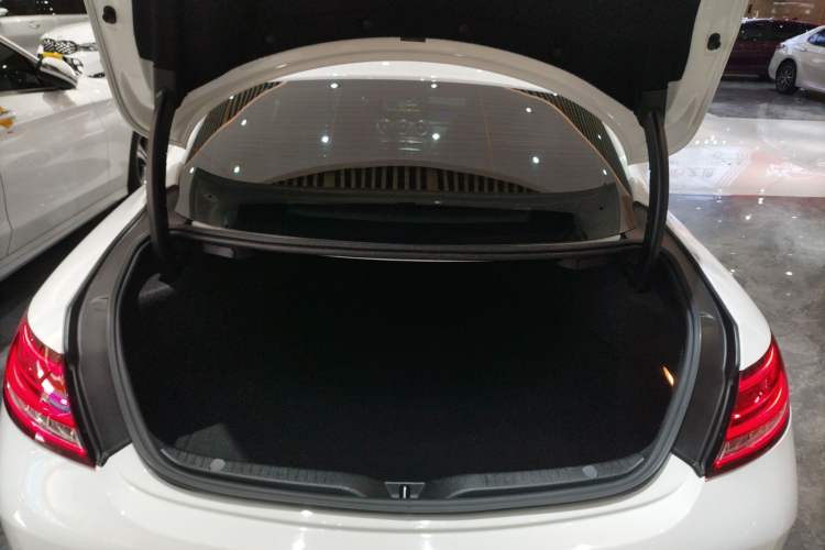 Used Mercedes-Benz C-Class 2021 C 200 Coupe Trunk
