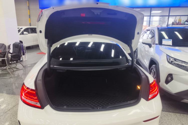 Used Mercedes-Benz C-Class 2021 C 260 Coupe Trunk