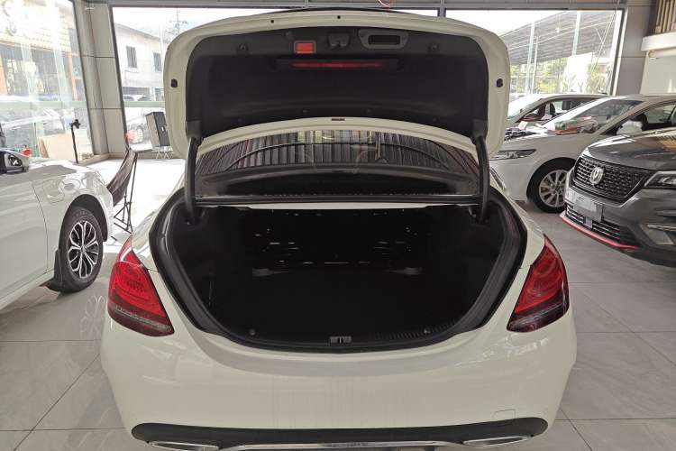 Used Mercedes-Benz C-Class 2021 C 200 L Fashion Edition Sport Version Trunk