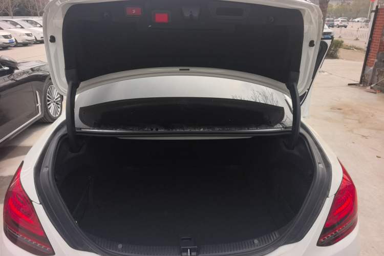 Used Mercedes-Benz C-Class 2021 C 260 L Sport Edition Star Collection Trunk